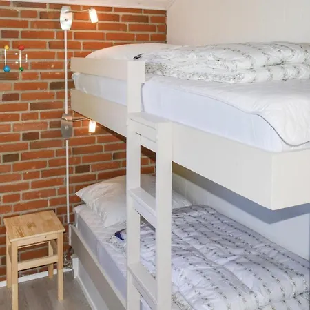 Three-bedroom In Hadsund * Hadsund