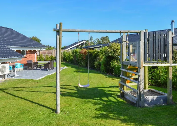 Vakantiehuis Three-bedroom In Hadsund