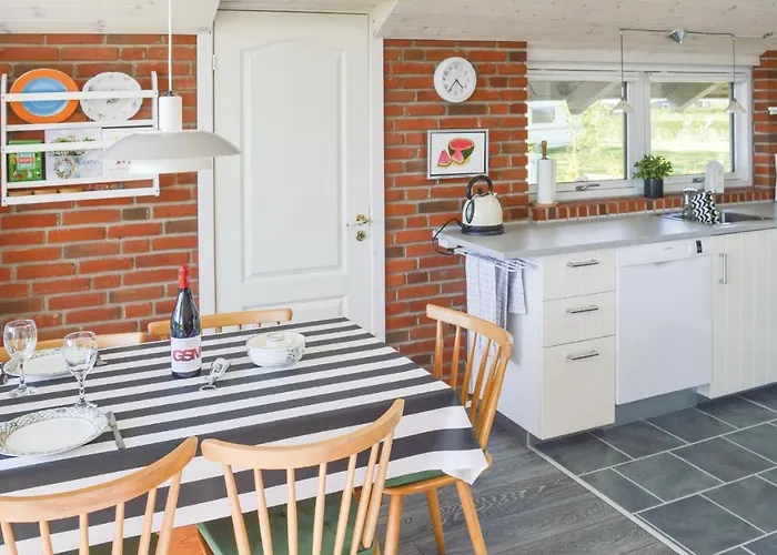 Three-bedroom In Vakantiehuis Hadsund